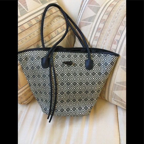 Neiman Marcus 13x17 Oversized Tote Bag - Picture 1 of 5
